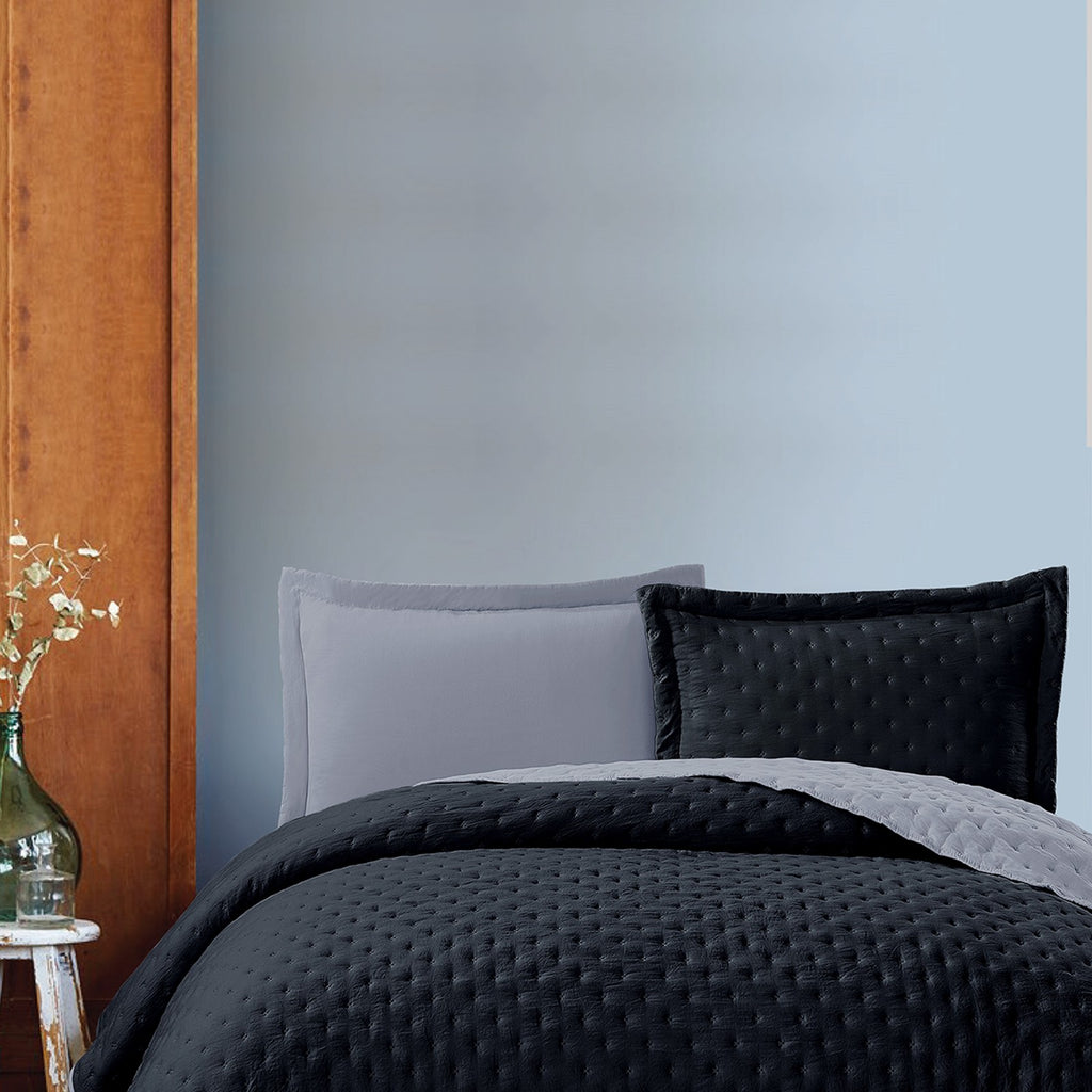 Kapitoneli Çift Kişilik ve Çift Taraflı Yatak Örtüsü – 240x260 cm Siyah